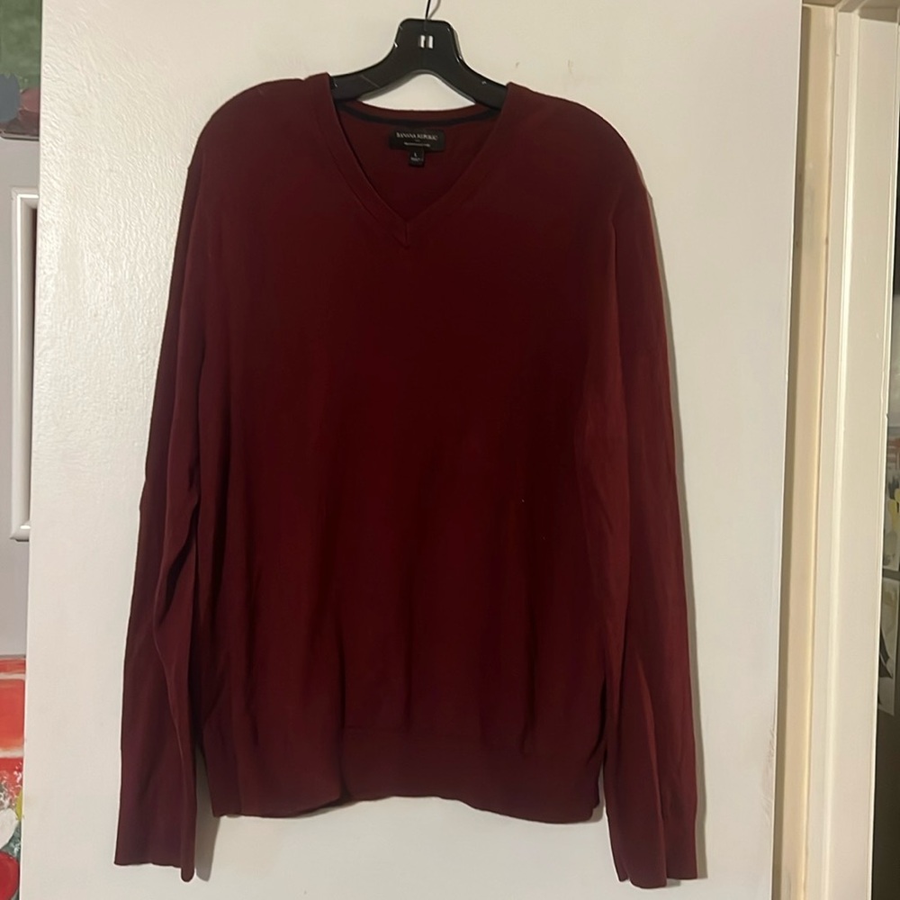 Banana Republic men’s wine premium luxe vee neck sweater